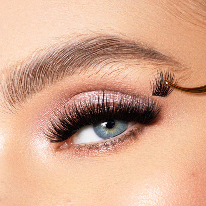 Gebogener Wimpernapplikator